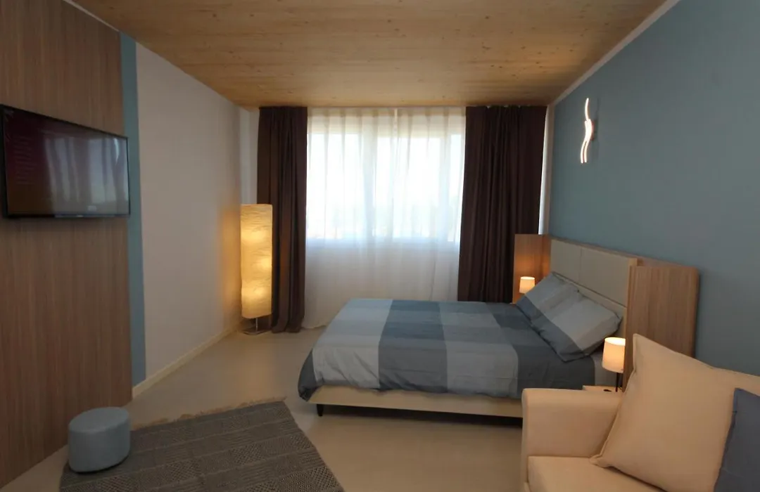 Ohana Holiday Rooms-1